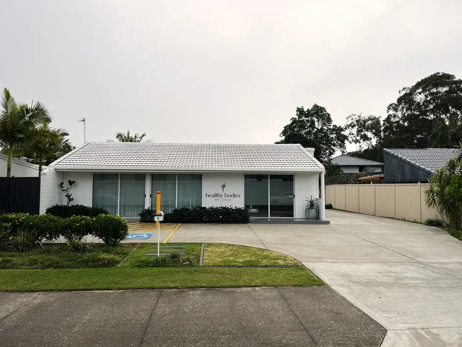 The practice from the street: Healthy Bodies Wellness at 5 Oceanic Drive